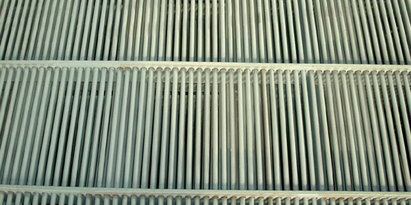 棒條與機體共頻振動