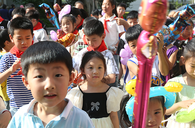 “童心同行，快樂六一” —— 高服公司成功舉辦六一兒童節活動